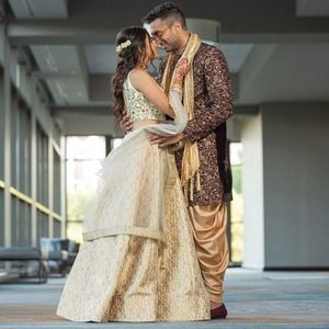 Meet your Posher, Hira